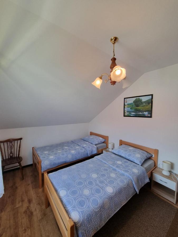 Apartman Dubravcic Apartment Otočac Екстериор снимка