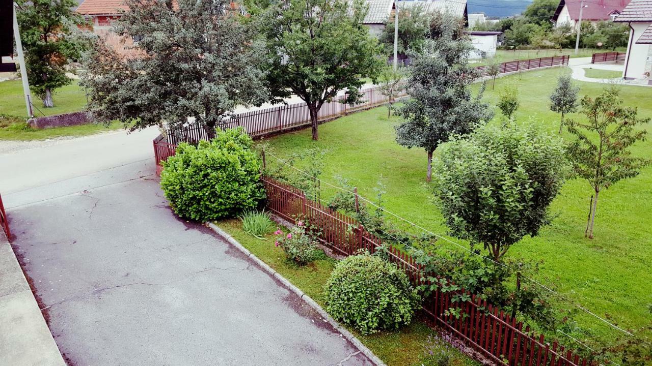 Apartman Dubravcic Apartment Otočac Екстериор снимка
